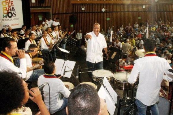 Orquesta Latinocaribeña